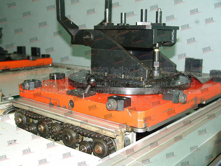 變速器箱裝配線(xiàn)