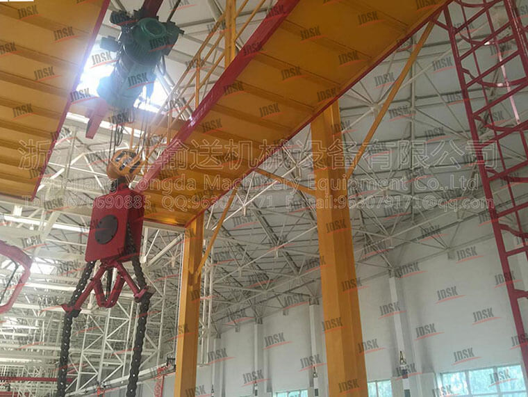 卡車(chē)底盤(pán)翻轉(zhuǎn)機(jī)