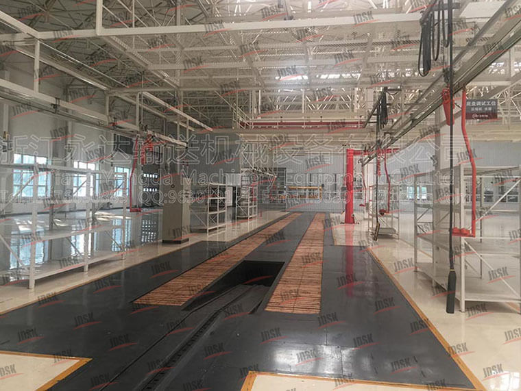 客車(chē)總裝線(xiàn)